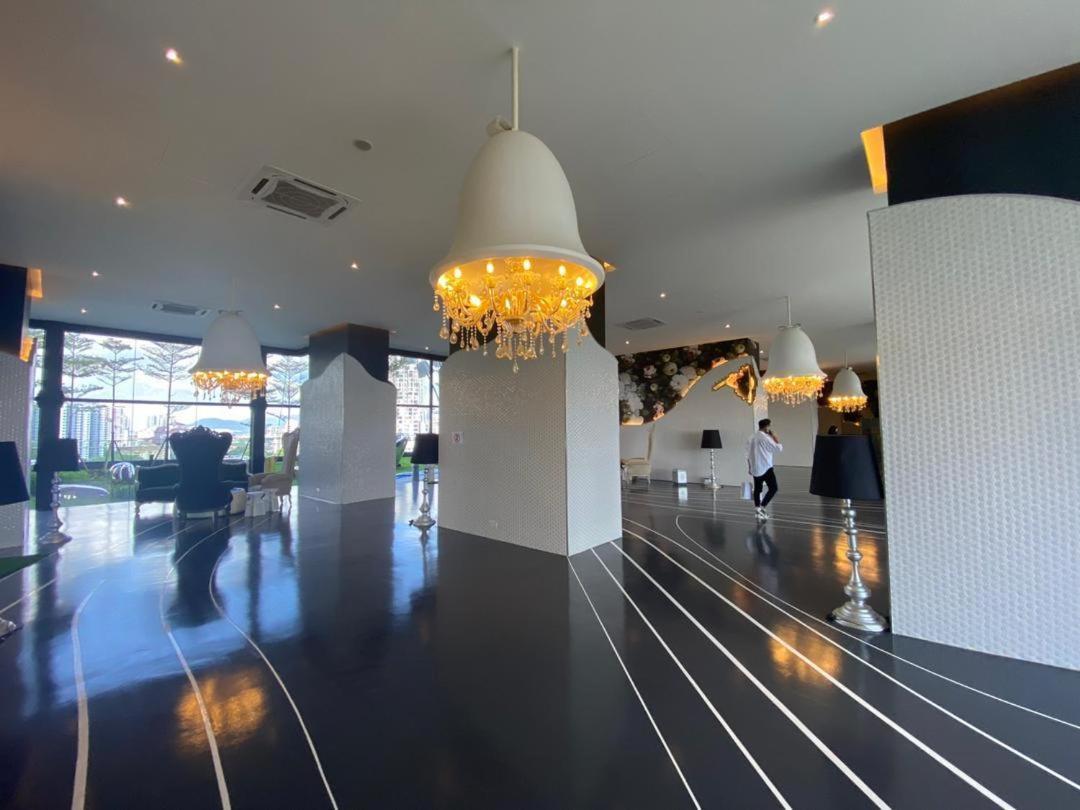 Arte Mont Kiara Host By Host Corner Suites クアラルンプール エクステリア 写真