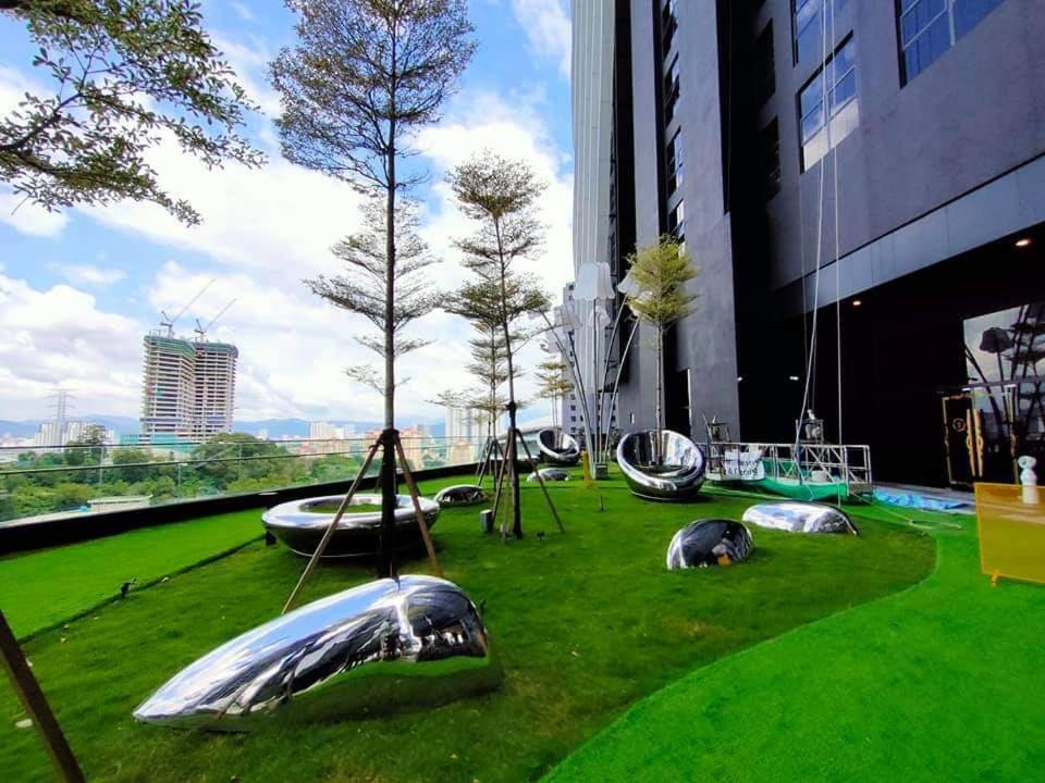 Arte Mont Kiara Host By Host Corner Suites クアラルンプール エクステリア 写真