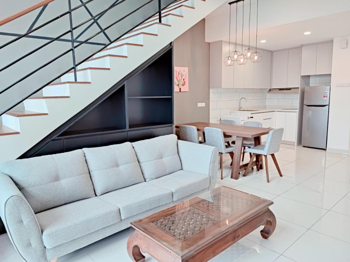 Arte Mont Kiara Host By Host Corner Suites クアラルンプール 部屋 写真