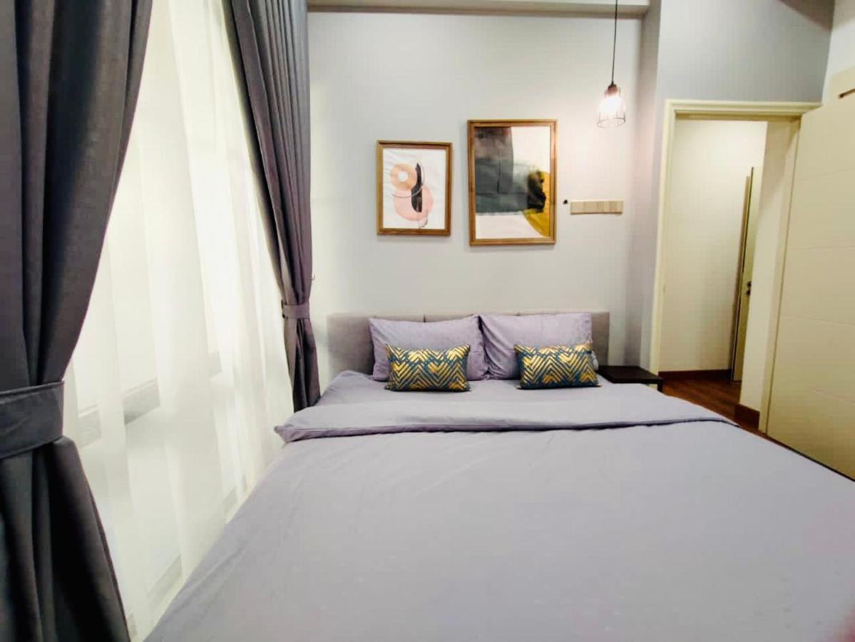 Arte Mont Kiara Host By Host Corner Suites クアラルンプール エクステリア 写真