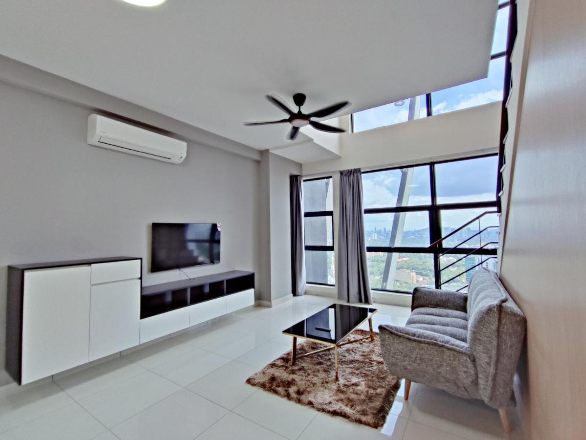 Arte Mont Kiara Host By Host Corner Suites クアラルンプール エクステリア 写真