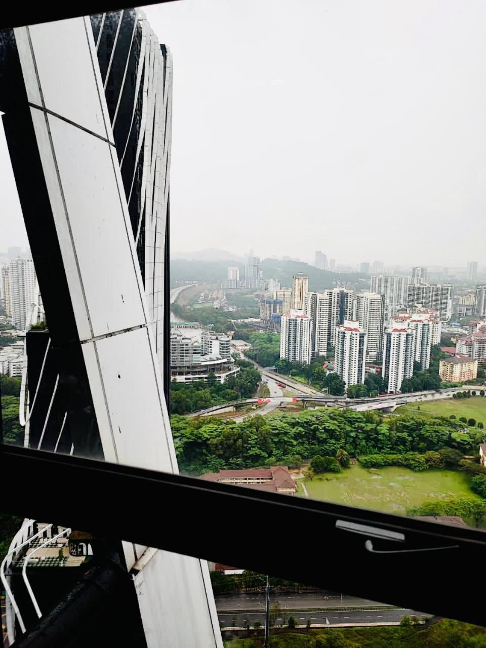 Arte Mont Kiara Host By Host Corner Suites クアラルンプール 部屋 写真